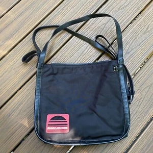 Bolso de Mano Deportivo MARC JACOBS Nylon y Cuero Color Negro y Rosa - Imagen 1 de 11
