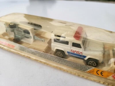 Diecast 1970's Majorette-France NASA LAND ROVER WITH RADAR TRAILER mint in box. - Immagine 1 di 4