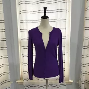 New York&Company Damen Gr. SM lila geknöpfte kuschelige Strickjacke Karriere Freizeit - Bild 1 von 8