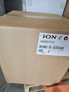 Sony  UNI-ID7C3, 7" Indoor Recessed Ceiling Housing (Clear Bubble) - Picture 1 of 2