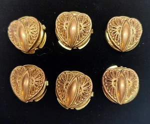 Juego de 6 fundas de botones redondas en tono dorado Nony de Nueva York - Imagen 1 de 3