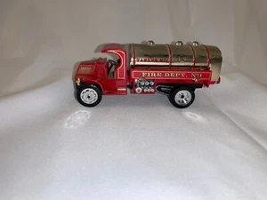 Matchbox Of Yesteryear Fire Truck YFE-11 1923 Mack AC Water Tanker Diecast - Picture 1 of 9