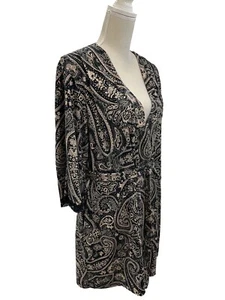 Jones New York Belted Robe Women’s L/XL 3/4 Sleeves Tan Black Paisley V Neck - Picture 1 of 8