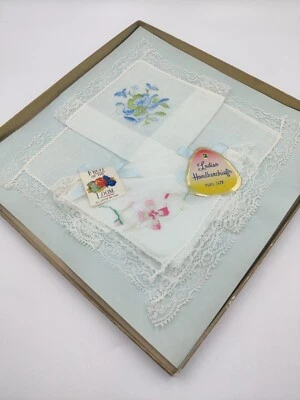 Vintage Fruit of the Loom Ladies Floral Embroidered Handkerchiefs NOS Boxed - Image 1 of 4