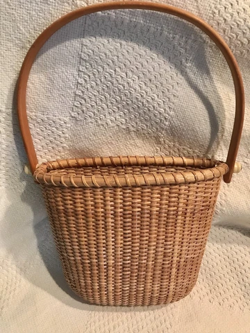 Nantucket basket floral wall nautical w.SWING handle 7”H 2.5”W 8”L VGUC Cover