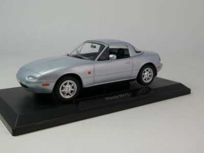 Norev Mazda MX-5 silver 1991 1/18 188023 - Immagine 1 di 4