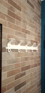 Appendiabiti Attaccapanni da parete a muro 5 posti bianco - Wall coat hanger - Foto 1 di 9