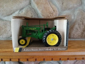 Ertl John Deere 1/16 Scale 1937 Model "G" Tractor Narrow Front, Mint In Box - Picture 1 of 7