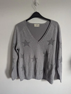 Hush Size XS Silver Thread Knit Jumper Star Cutout V Neck Casual Oversized  - Image 1 of 4