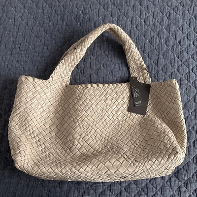 BOLSO DE MANO DE CUERO TEJIDO FALOR HECHO EN ITALIA COLOR ALABASTRO NUEVO CON ETIQUETAS AUTÉNTICO F7349T Foto 1 de 4