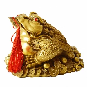 Brass Feng Shui Money Frog Statue with Lucky Charm Ancient Coins on Red Strin... - Picture 1 of 5