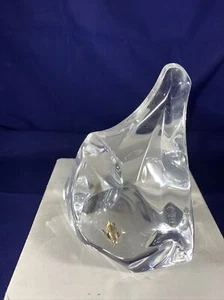 Vintage for Franklin Mint - Penguin on Ice Crystal Paper Weight Initial jc - Picture 1 of 8