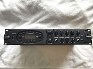 LINE 6 BASS POD XT PRO - EFFECTS PREAMP - EXCELLENT CONDITION