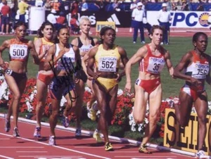Kelly Holmes - Atleta - Foto Firmada - Certificado de Autenticidad (17821) - Imagen 1 de 1