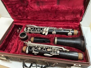 Normandy 8 Clarinet Noblet Wooden Bb Soprano In Case Paris France - Picture 1 of 17