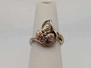 Vintagate 10k 12k Black Hills Gold Leaf Multi-tone Gold Signet Statement Ring - Picture 1 of 8