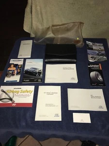 2013 Hyundai Sonata OEM Owner’s Manual Set W/ Factory Case-(Pre-Owned) - Imagen 1 de 12