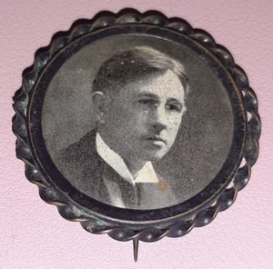 Victorian Antique Mourning Brooch Pin Photo M.C. Lilley Co 1.75" Button Twist - Picture 1 of 3