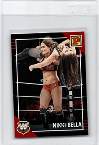 Panini 2022 WWE debut internacional exclusivo Nikki Bella roja - Imagen 1 de 2