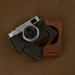 Media funda de cuero genuino hecha a mano para cámara Fuji Fujifilm X100V negra/marrón - Imagen 1 de 5