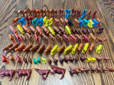 ЛОТ из 108 Винтажных Резиновых Фермерских Животных Auburn Цветной 1950-70-е Резиновый Пластик - Изображение 1 из 2