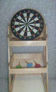 Barbie & Ken Größe Dartscheibe kommt mit drei Darts - Bild 1 von 5