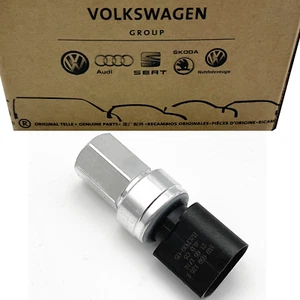 Original VW Druckschalter Klimaanlage Drucksensor Für Golf Polo Jetta Audi A1 A3 - Picture 1 of 5