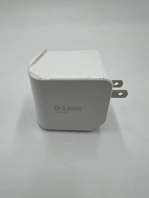 D-Link DAP-1320 N300 Wi-Fi Range Extender Repeater Plug-in Wireless Signal Boost - Image 1 of 4