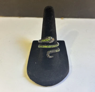 Anillo de serpiente espinela negra rodio sobre plata esterlina piedras de diopsido verde 7 1/2 Foto 1 de 3