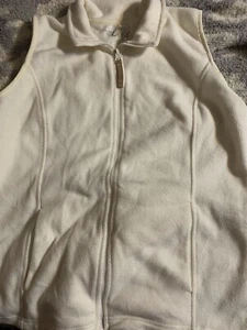 Woman’s Fleece Vest - Picture 1 of 2