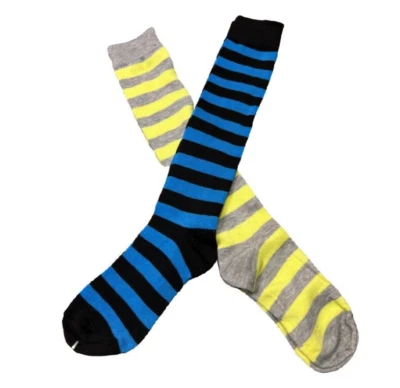 Mamia Knee Highs Women’s Size 9-11   Set Of 2 Pairs  Knee High Socks  - Image 1 of 4