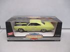 American Muscle 1969 Plymouth Road Runner 1/18 Yellow