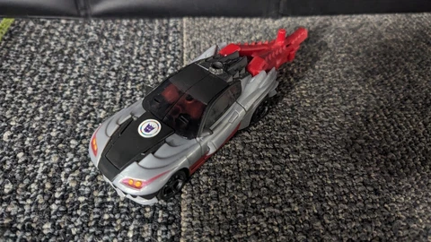 Takara Transformers Adventures TAV-11 Bloody Knockout Prime Cover