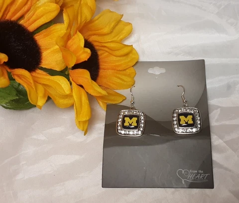 Earring Silvertone Blue Yellow Michigan Wolverines M Logo pierce Jewelry Gift Cover