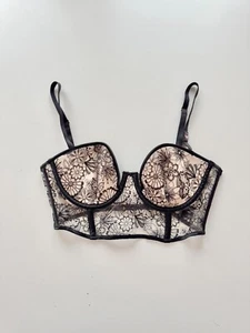 NUEVO CON ETIQUETAS VICTORIA'S SECRET Sujetador Bustier Push-Up Bordado Floral Muy Sexy, Talla 32D - Imagen 1 de 17