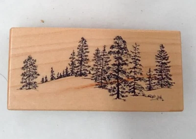 Sello de goma pendiente de árboles de montaña montaje en madera paisaje pino F1550 PSX 1995 EE. UU. Foto 1 de 4