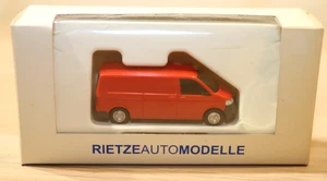 Rietze 11450, VW Bus T5 lang Kasten,  Rot H0, 1:87 - Bild 1 von 4
