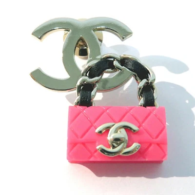 Chanel Cocomark брошь сумка мотив позолоченный серебро 36 x 30 мм б/у - Изображение 1 из 4