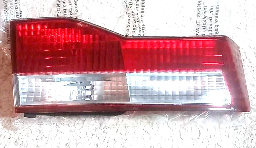 Luz trasera interior del maletero izquierdo Honda Accord 2001-02 lámpara de freno completa Foto 1 de 4