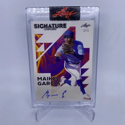 2023 Leaf Signature Series 1/1 PSYCHEDELIC AUTO MAIKEL GARCIA Baseball KC Royals - Image 1 of 2