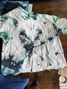 Green Tie Dyed Kids Large Gildan Shirt - Picture 1 of 3