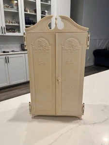 Vintage Barbie Susy Goose Wardrobe 1963 Closet Made In the USA Toy Furniture - Picture 1 of 9