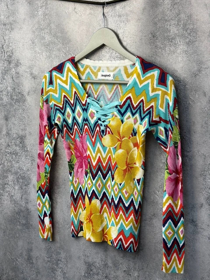 Desigual SAVA Sweater Blouse Flowered Stretches Women's Size M - Image 1 of 4