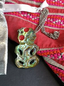 Old New Zealand Paua Shell Pendant on Chain …beautiful collection and accent pie - Bild 1 von 7