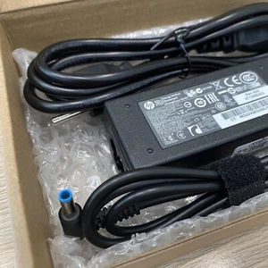 OEM Genuine 45W HP Blue tip AC Adapter Charger 740015-002 741727-001 19.5V 2.31A - Picture 1 of 4