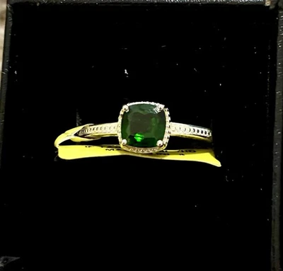 Square EmeraldColor Square Cut Stone Ring Women Size 6 Sterling Silver - Image 1 of 3