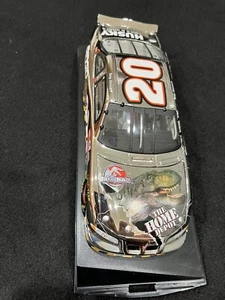 2001 Tony Stewart #20 Home Depot/Jurassic Park lll Platinum 1:24 - Picture 1 of 8