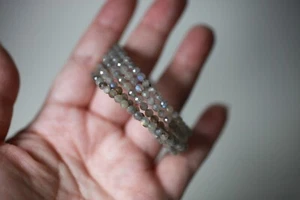 3-4mm Faceted Gray Blue Labradorite Bead Gemstone Steel Memory Wire Bracelet New - Picture 1 of 7