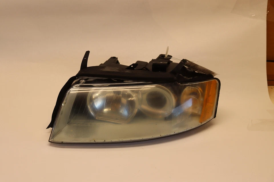 AUDI S4 2004-2005 LUZ DELANTERA IZQUIERDA LADO CONDUCTOR MONTAJE XENÓN OCULTO OEM Foto 1 de 4