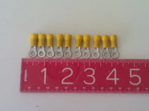 15 Stk. Posten NOS AMP 34853 Terminal, Ring Tongue #8 Stud Yellow 10-12 AWG - Bild 1 von 2